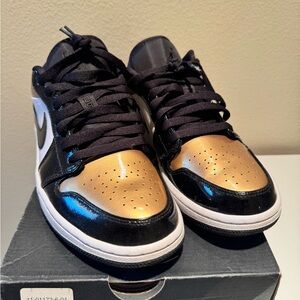 Jordan 1 low metallic gold black